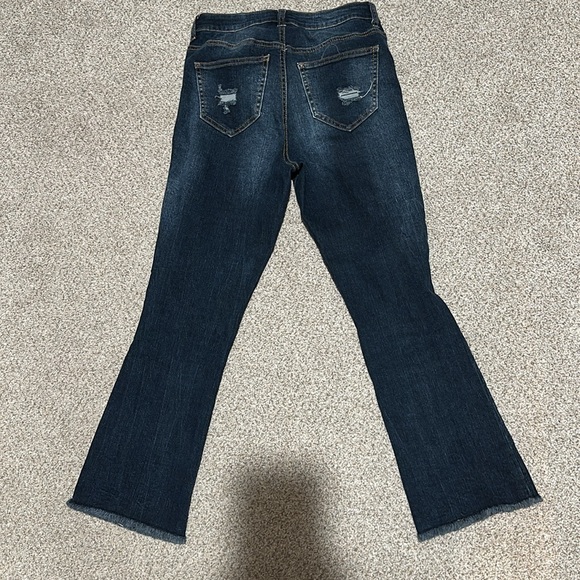 Cropped flare jeans - Picture 6 of 6